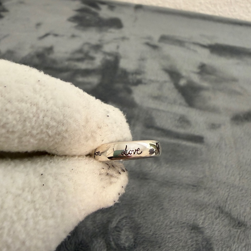 Brand New Gucci Blind for Love Sterling Silver 925 Ring Size 25 (US 11) - Picture 5 of 10